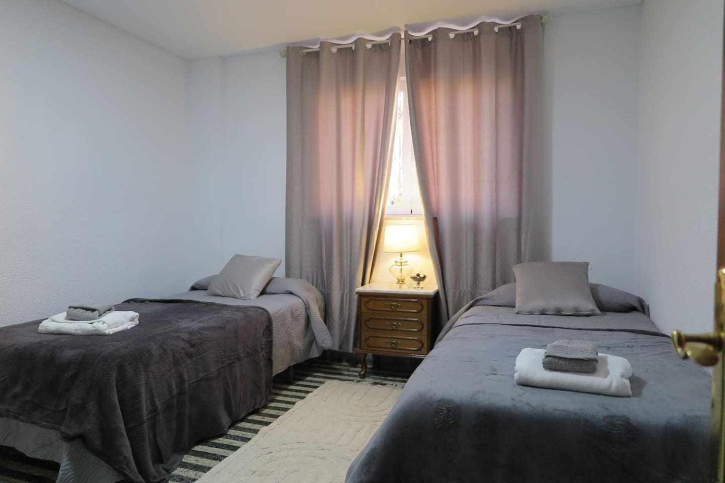 Gran Apartamento A 10 Minuts Mezquita Catedral Kordoba Bagian luar foto